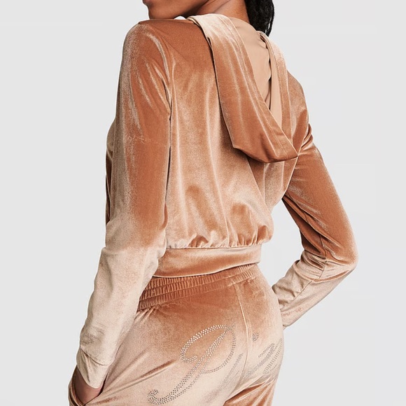 Victoria’s Secret PINK embellished sweat suits in three different colors - Picture 5 of 11